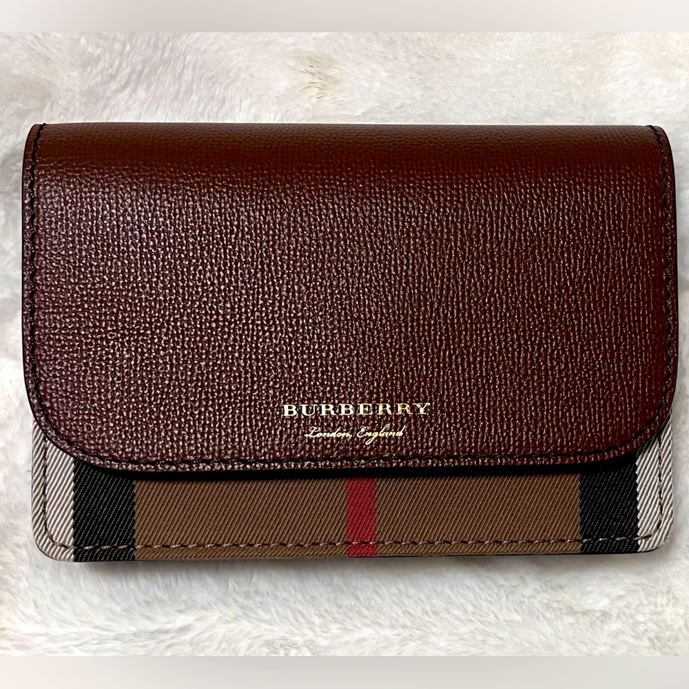 NWT Burberry Tan Hampshire Crossbody